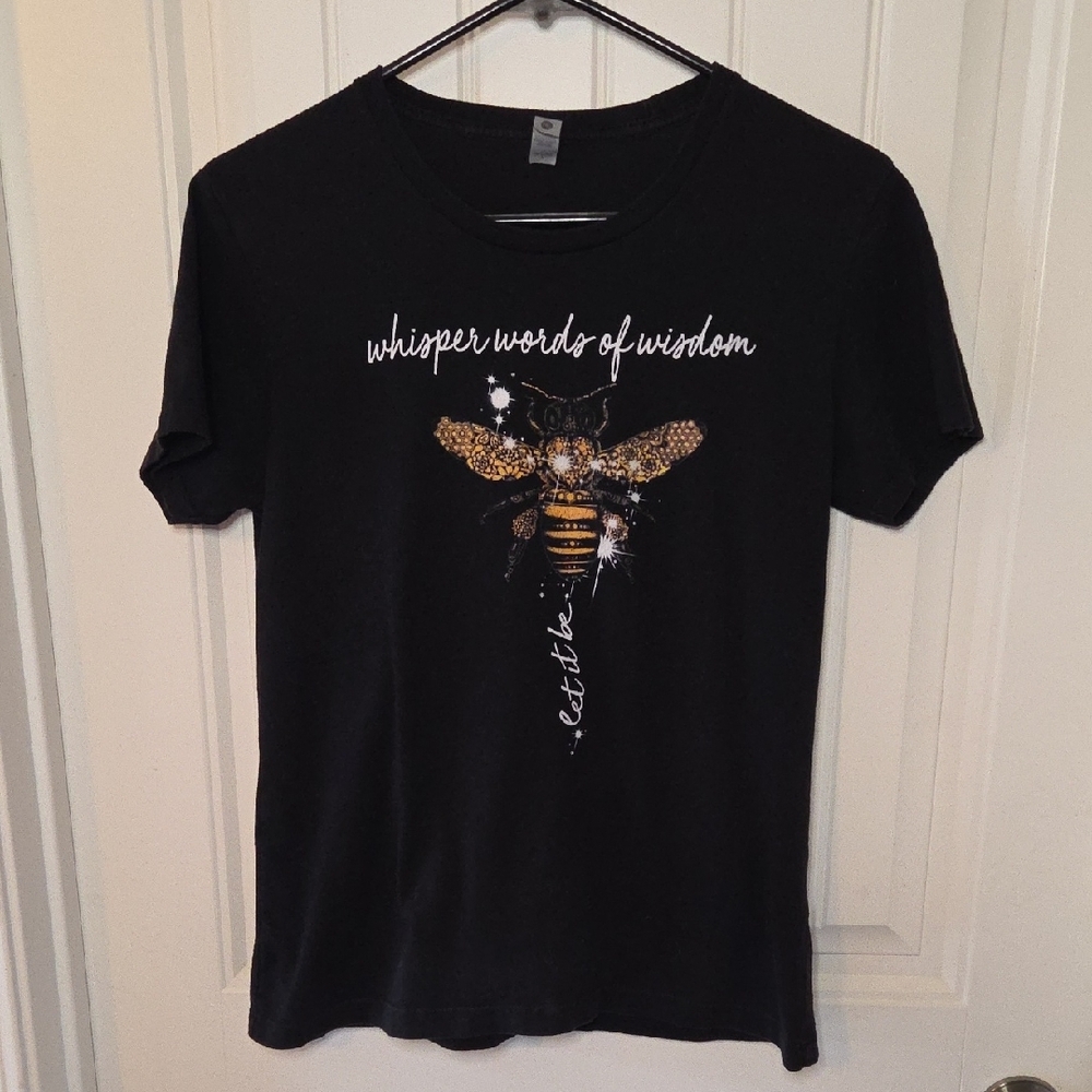 Bee "Whisper Words Of Wisdom" Black Tshirt - Picture 3 of 6